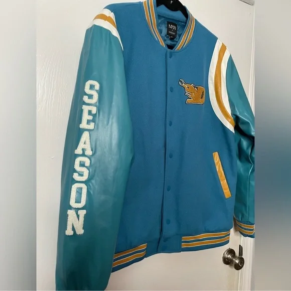 - BOOHOO MAN SPORTS VARSITY BOMBER JACKET